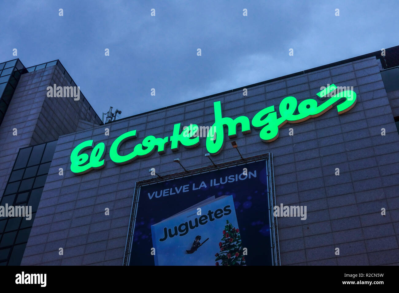 El Corte Ingles, Shopping Centre, Alicante, Spain Stock Photo - Alamy
