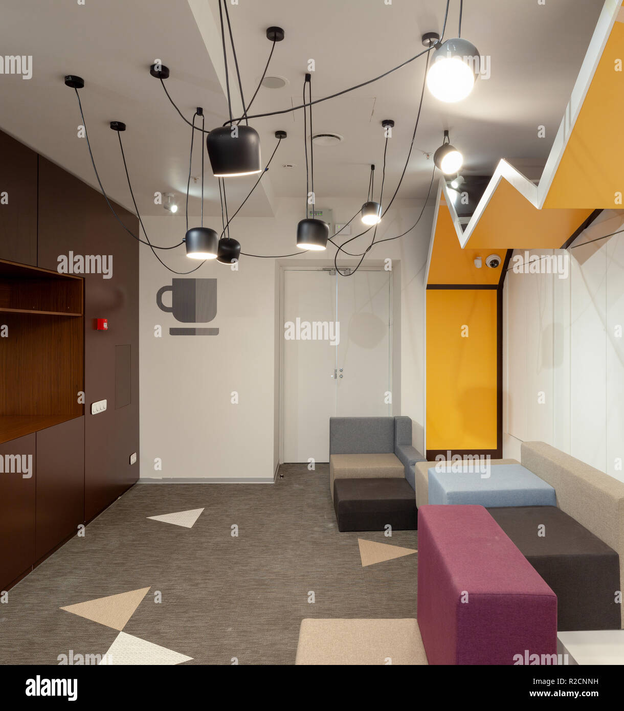 Modern office lunch room hi-res stock photography and images - Alamy
