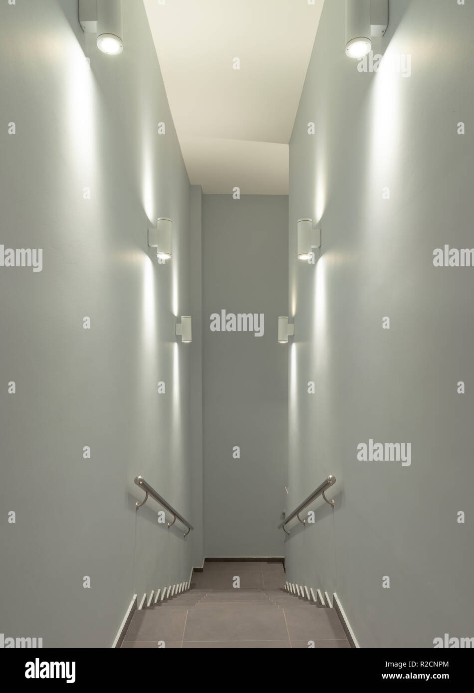 Business building hi-res stock photography and images - Alamy