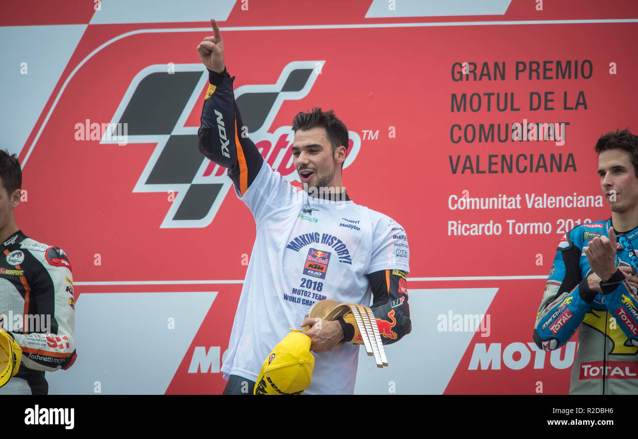 Cheste, Valencia, Spain. 18th Nov, 2018. GP Comunitat Valenciana Moto GP.Miguel Oliveira of KTM team celebrates his victory in the podium after win moto 2 race. Credit: rosdemora/Alamy Live News Stock Photo