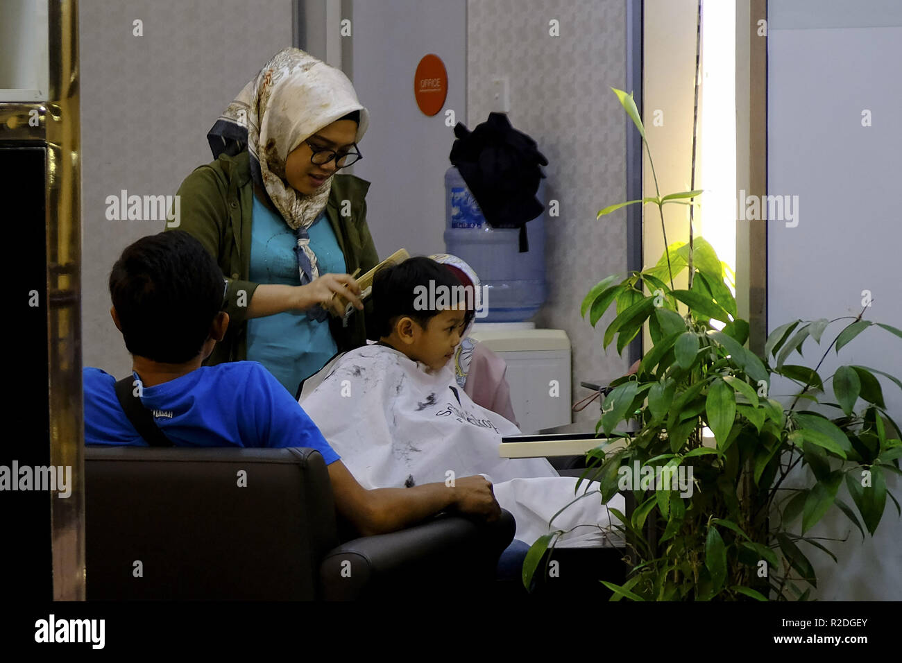 Kuala Lumpur, Kuala Lumpur, Malaysia. 14th Nov, 2018. A little boy seen