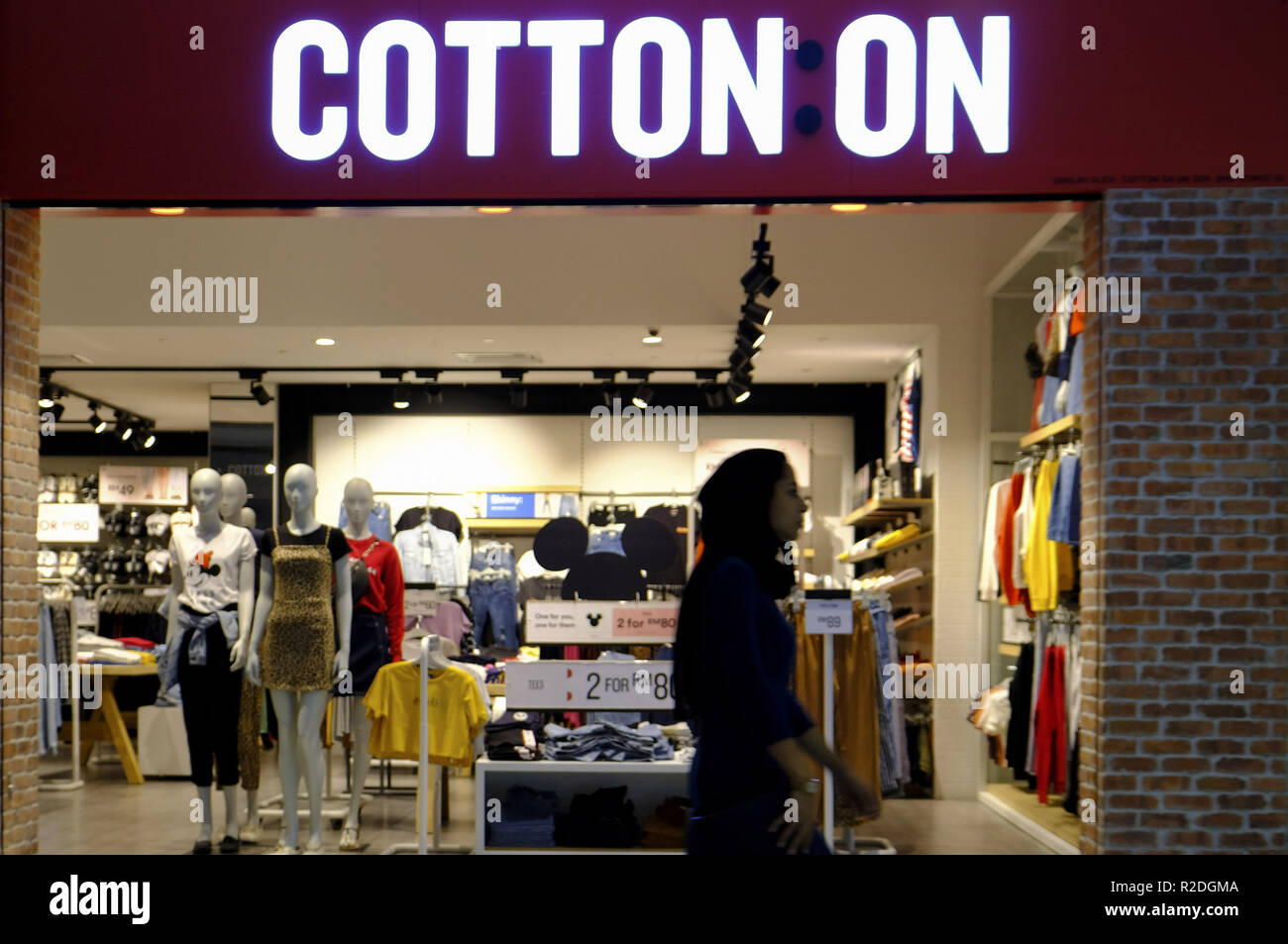 Kuala Lumpur Kuala Lumpur Malaysia 14th Nov 2018 A Lady Seen Walking Past The Cotton On Boutique In Kuala Lumpur Kuala Lumpur Or Commonly Known As Kl Is The National Capital For Malaysia