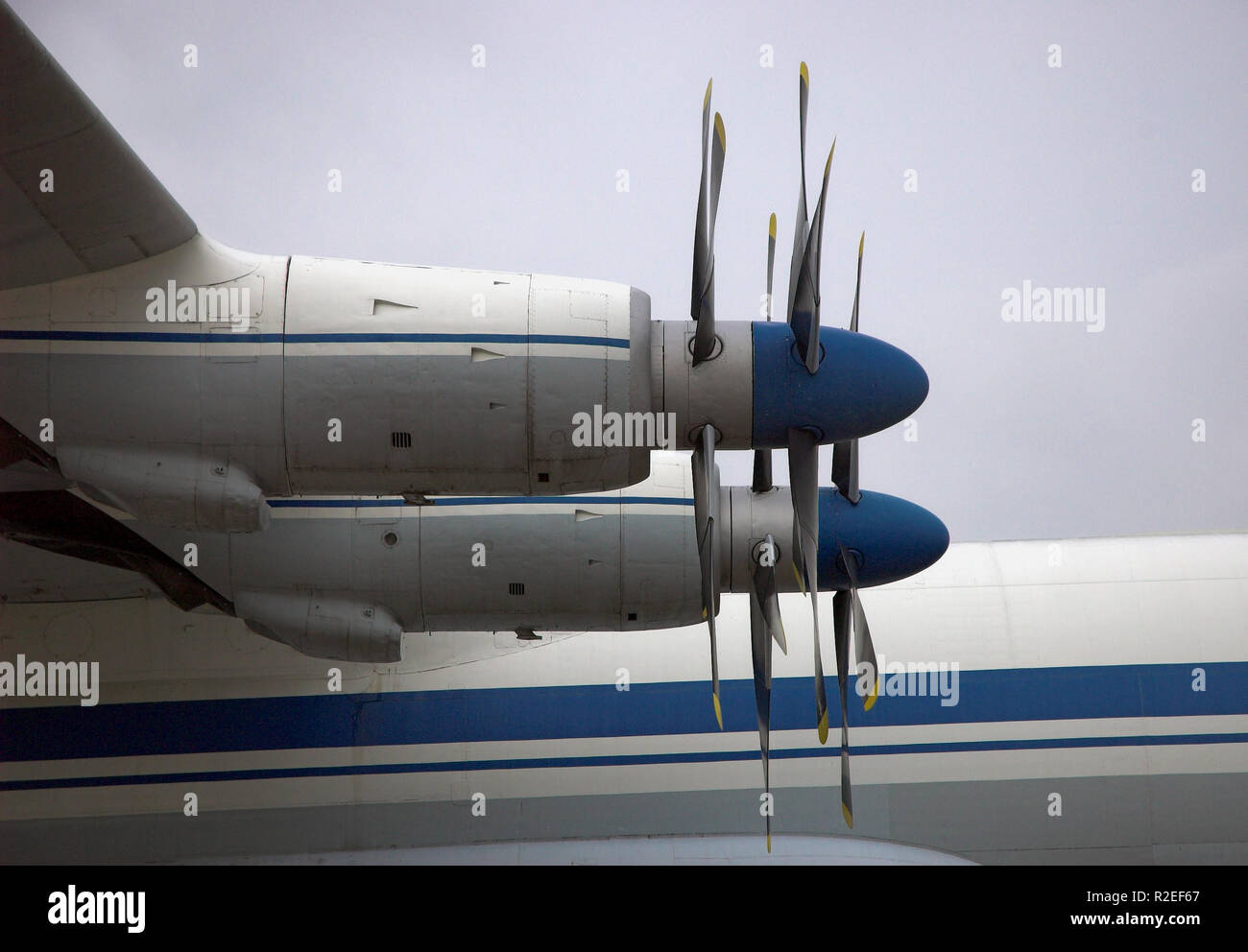 Antonov an 22 aircraft hi-res stock photography and images - Alamy
