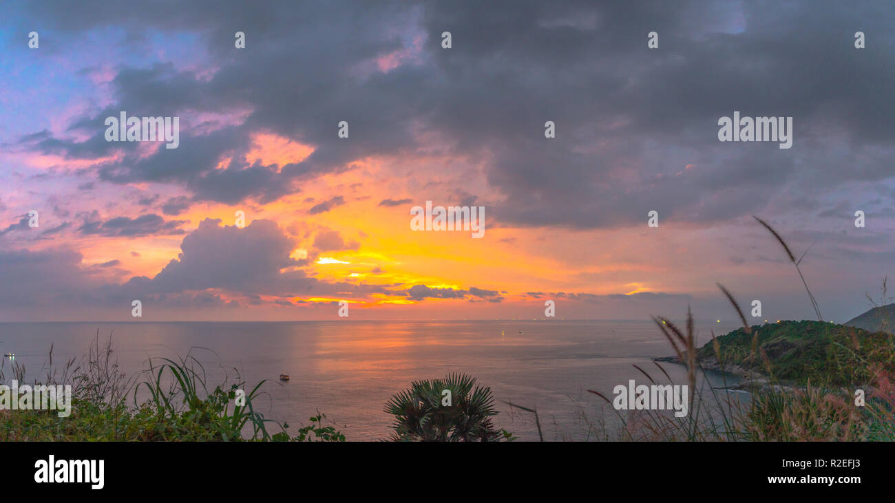 Promthep cape popular viewpoint hi-res stock photography and images - Alamy