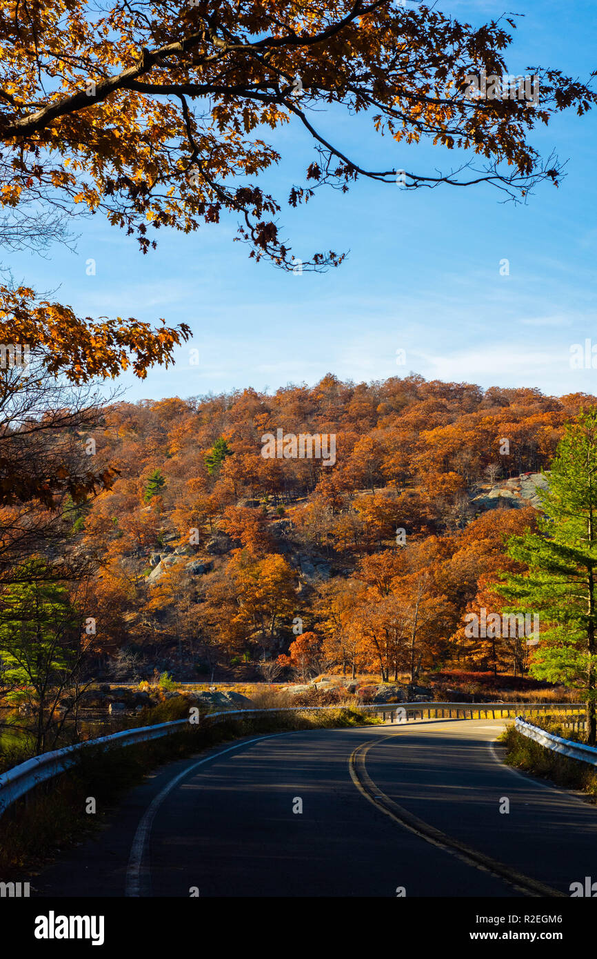 Harriman state park new york road hires stock photography and images