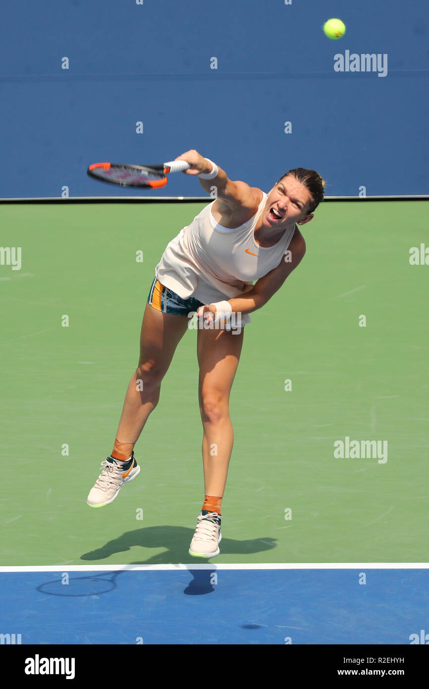 Grand Slam Champion Simona Halep of Romania in action during her 2018 US  Open first round match at Billie Jean King National Tennis Center in NY  Stock Photo - Alamy