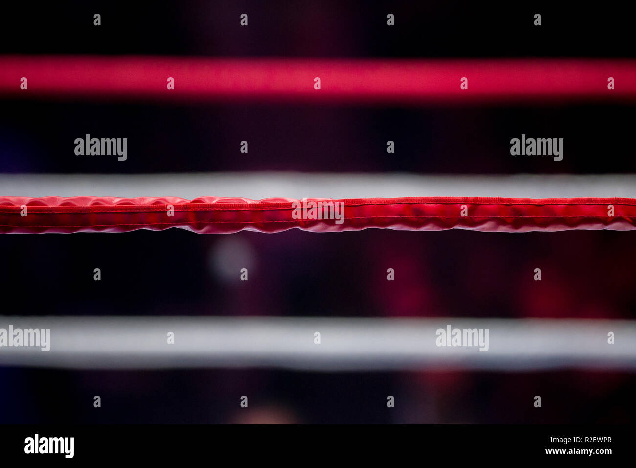 Boxing ring ropes hi-res stock photography and images - Alamy