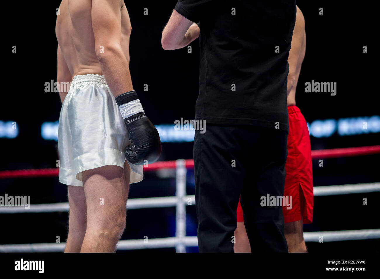 fight boxing referee will announce winner of mans boxers Stock Photo Alamy