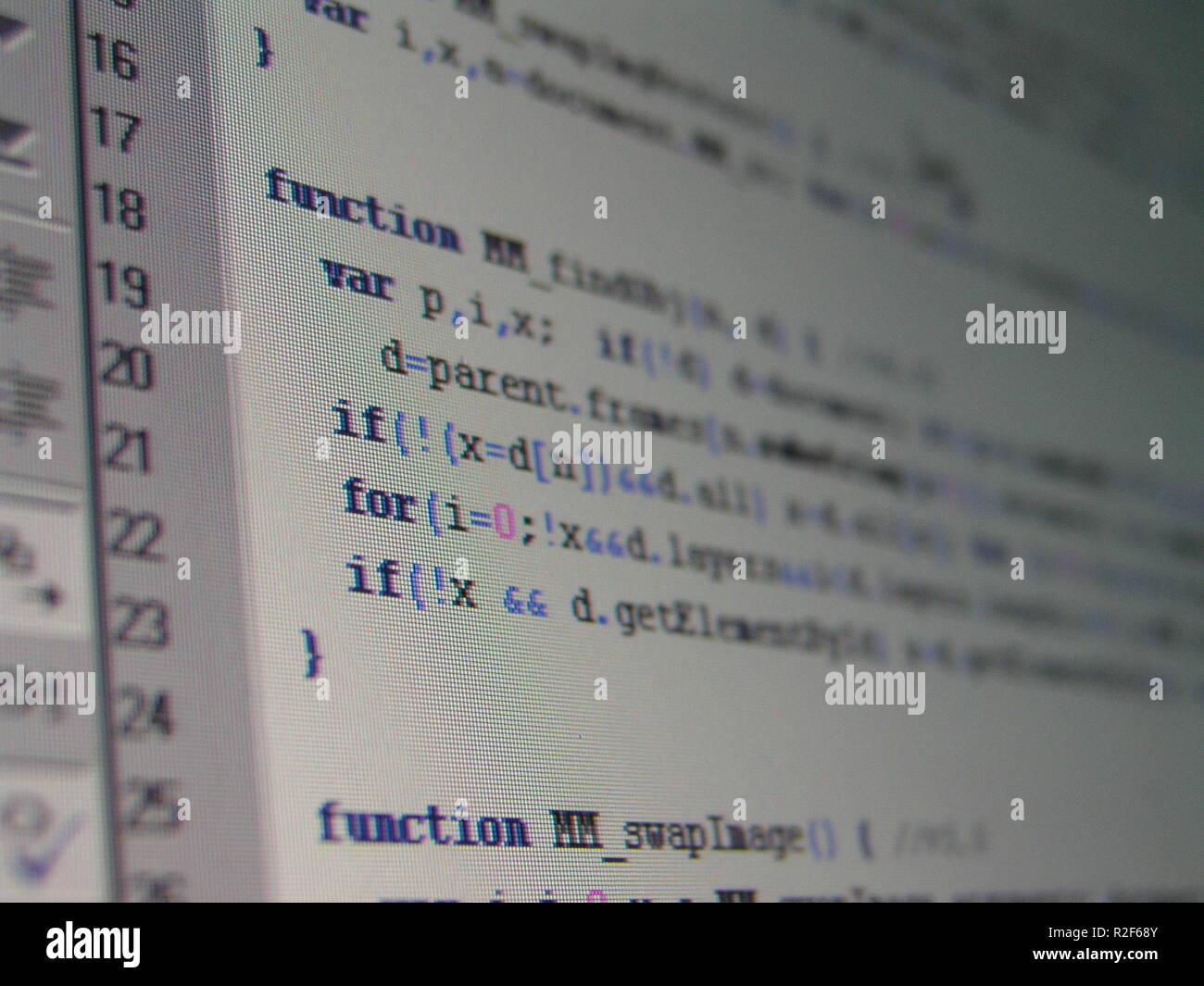 Programmcode hi-res stock photography and images - Alamy