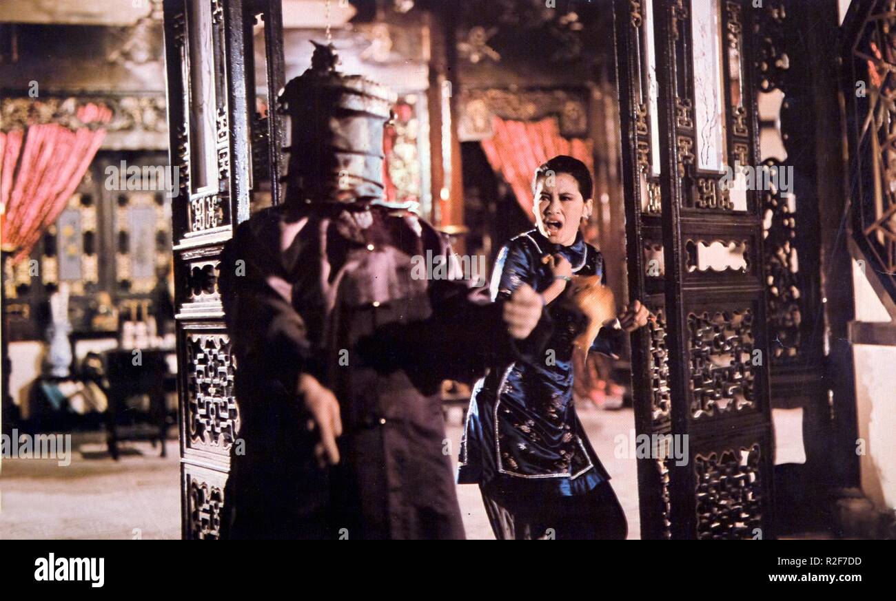 Xue Di Zi The Flying Guillotine Year 1975 Hong Kong Director Meng Hua Ho Wu Chi Liu Stock Photo Alamy