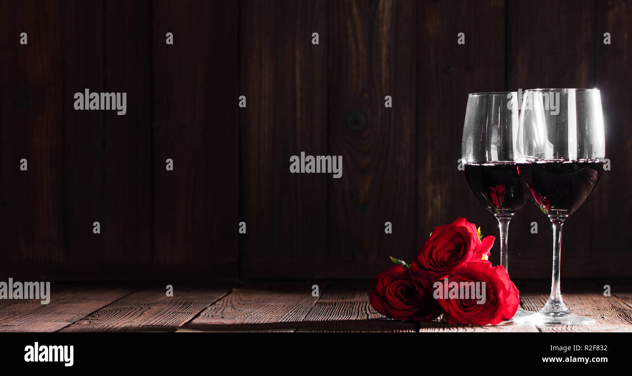 Two dark red roses hi-res stock photography and images - Alamy