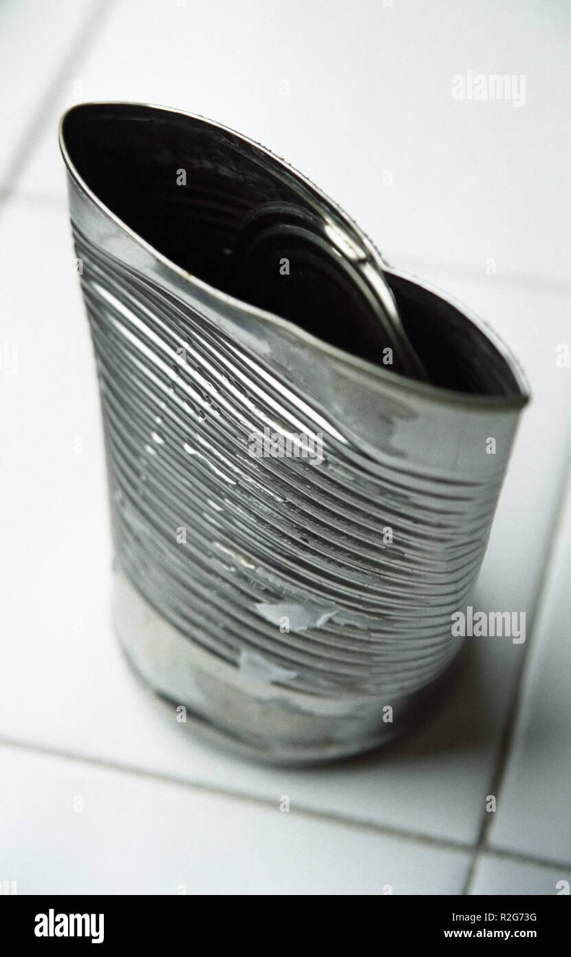 empty can Stock Photo