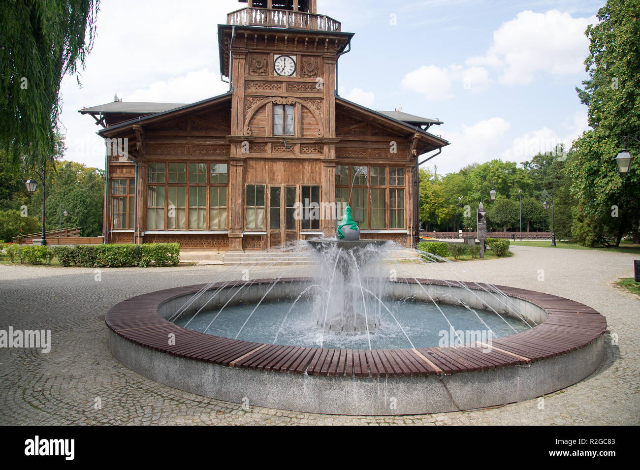 Spa garden with fountain hi-res stock photography and images - Page 4 -  Alamy