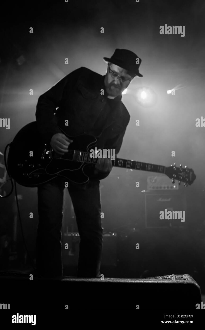 Sleeper band hires stock photography and images Alamy