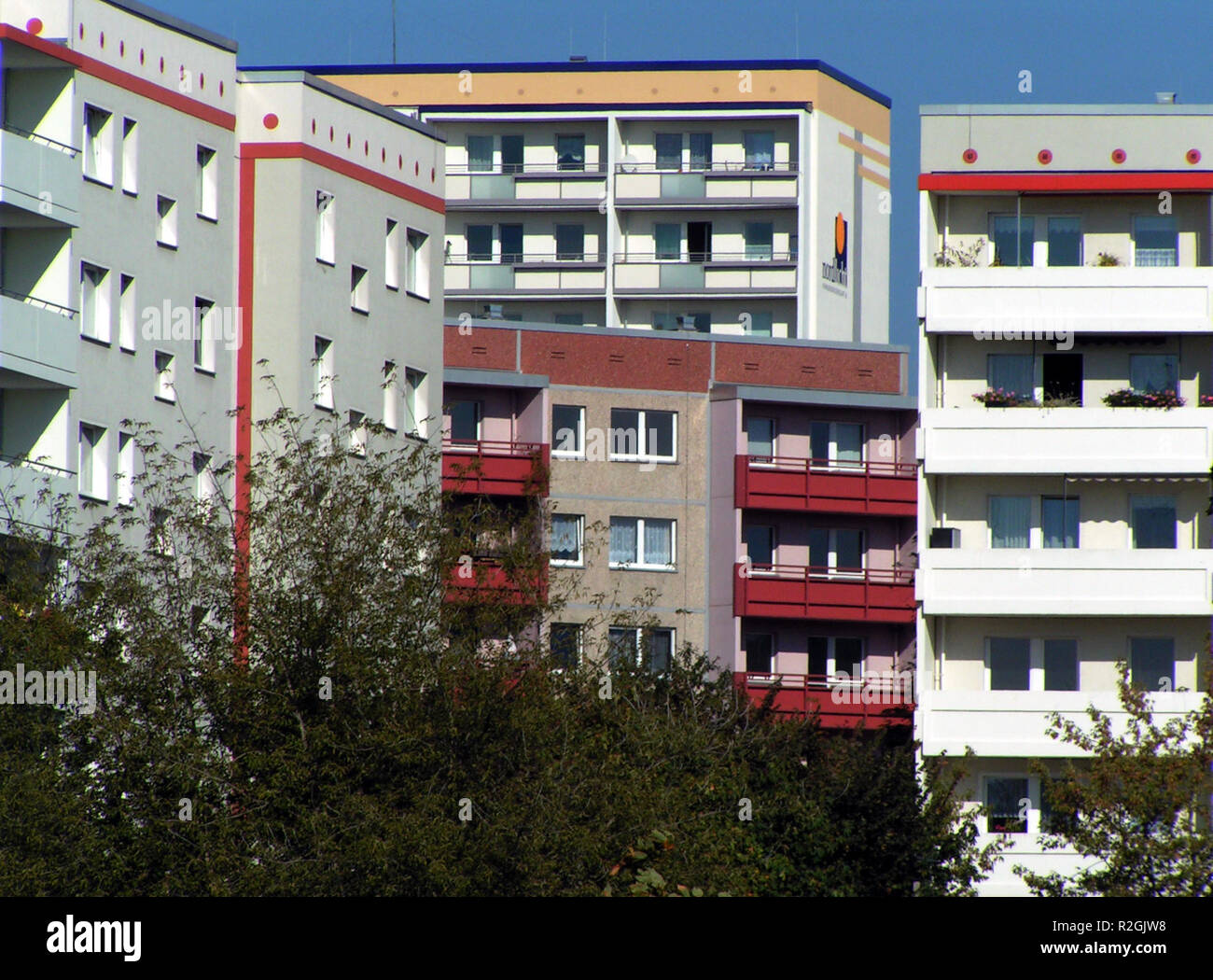 Multistory panel houses hi-res stock photography and images - Alamy