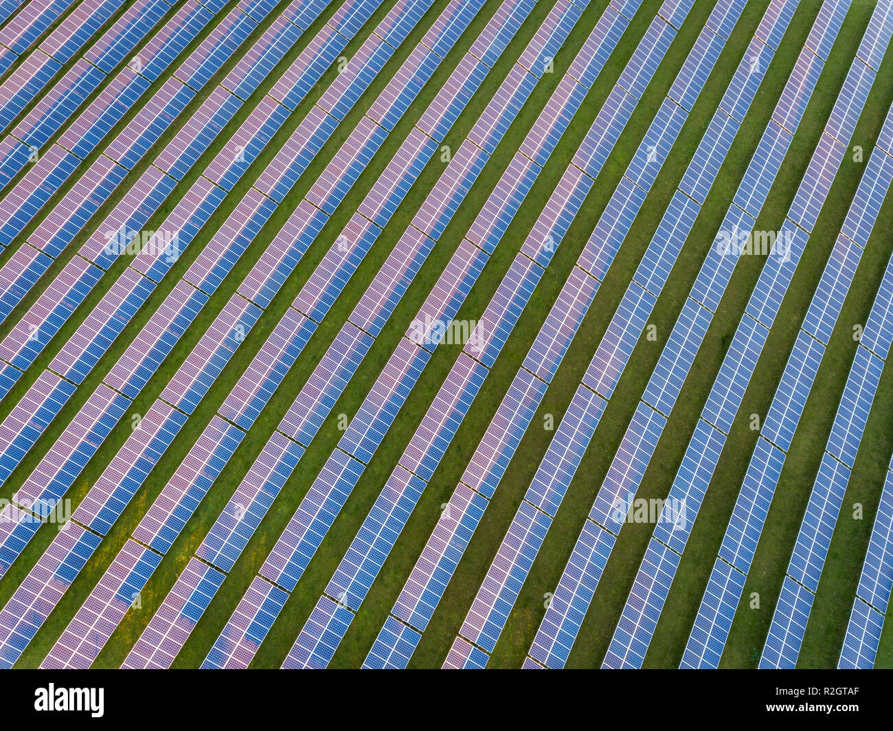 Solar panel farm wales hi-res stock photography and images - Alamy