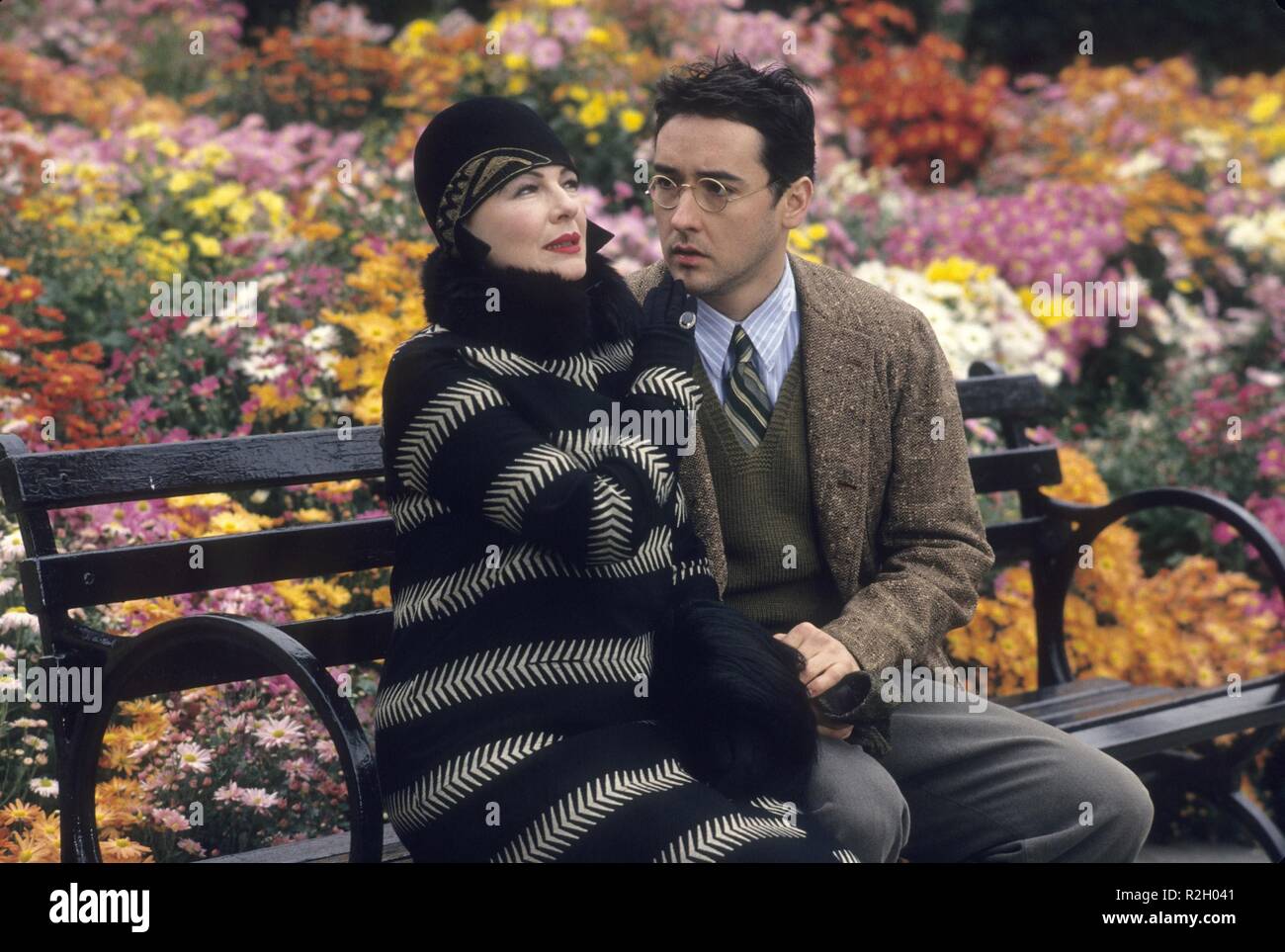 Bullets Over Broadway  Year : 1994 USA Director : Woody Allen Dianne Wiest, John Cusack Stock Photo