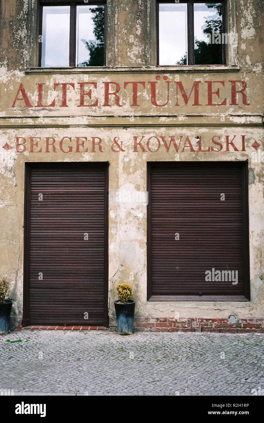 antique dealer in potsdam Stock Photo Alamy