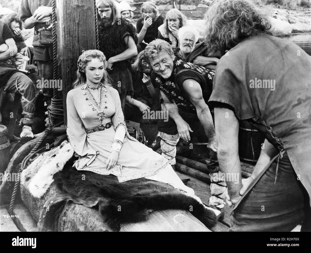The vikings 1958 hi-res stock photography and images - Alamy