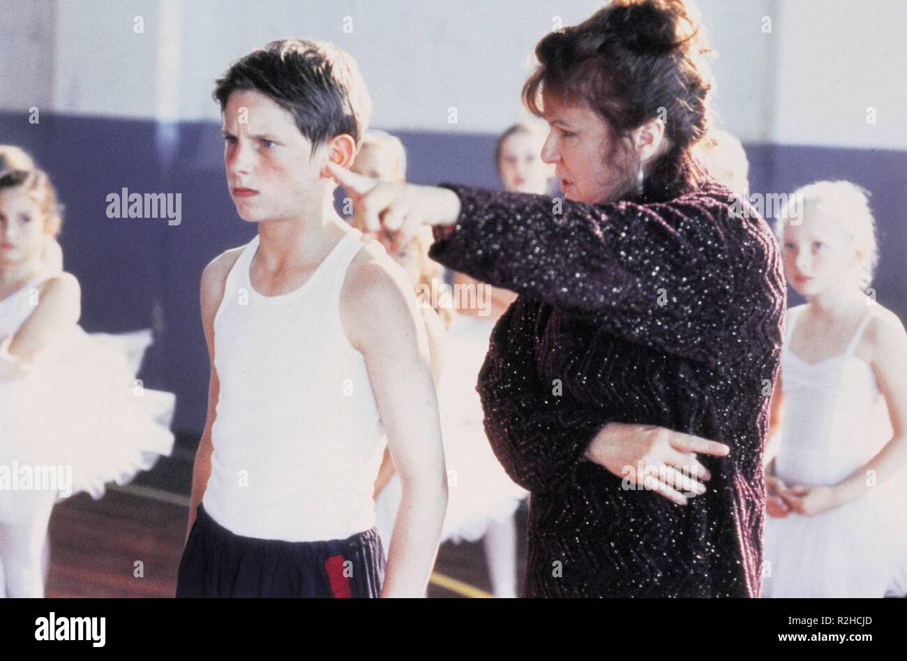 Billy Elliot Year : 2000 UK Director : Stephen Daldry Jamie Bell, Julie  Walters Stock Photo - Alamy
