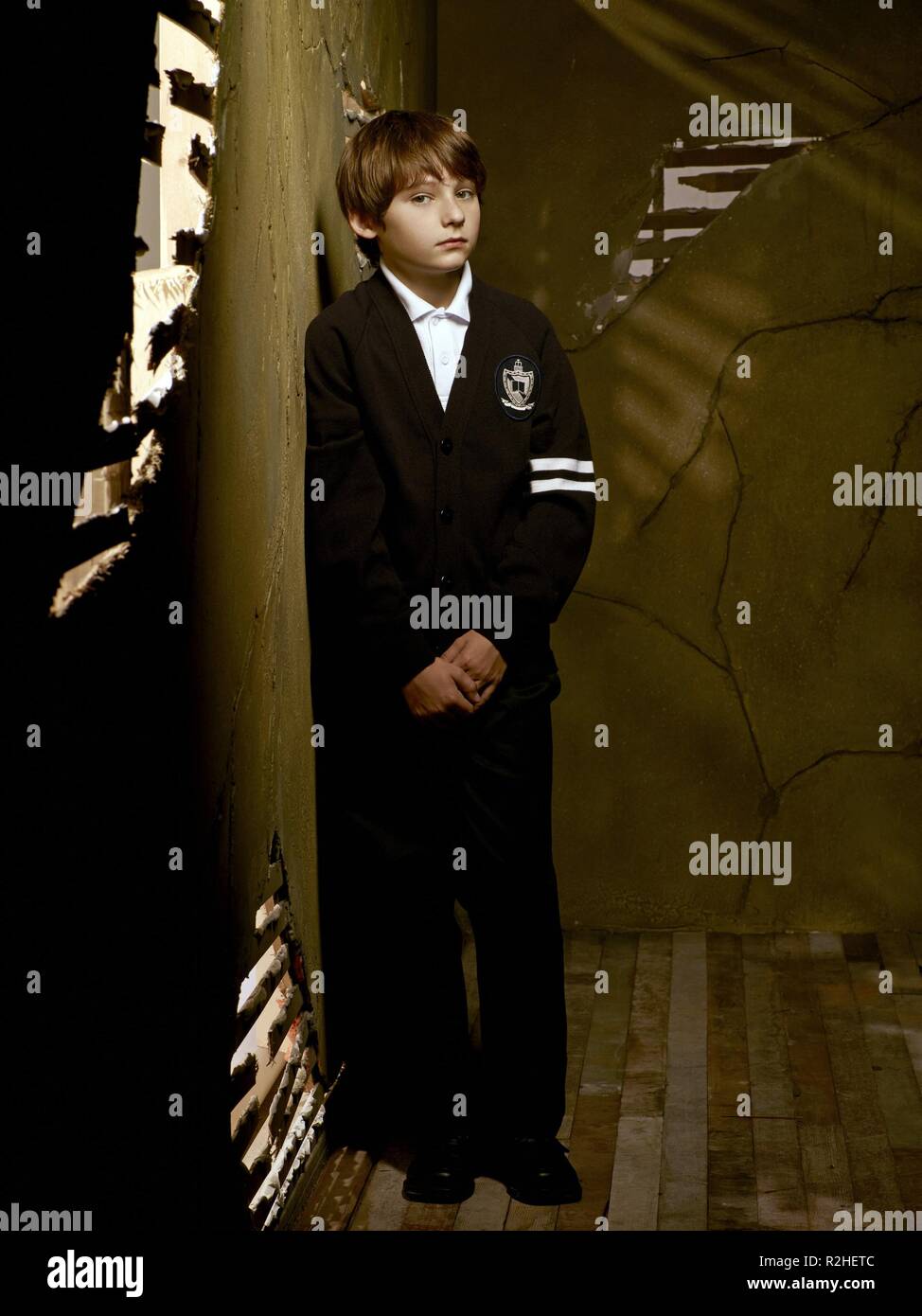 Once Upon A Time shoots scenes for episode 523 with Robert Carlyle, Lana  Parrilla, Jennifer Morrison, Jared Gilmore and Olivia Steele-Falconer -  CANADAGRAPHS, image size:974x1390