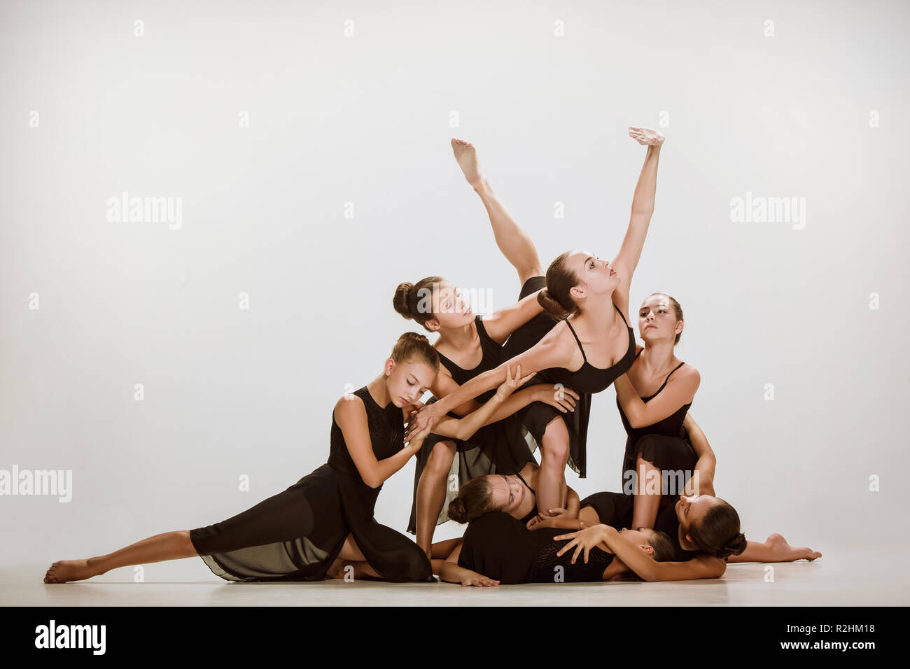 You are beautiful.: Dance pose idea for groups of 10!