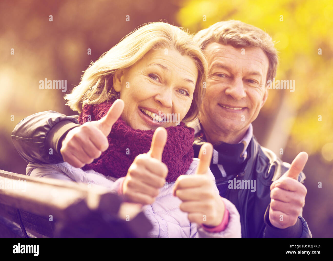 Spring thumbs up hi-res stock photography and images - Alamy