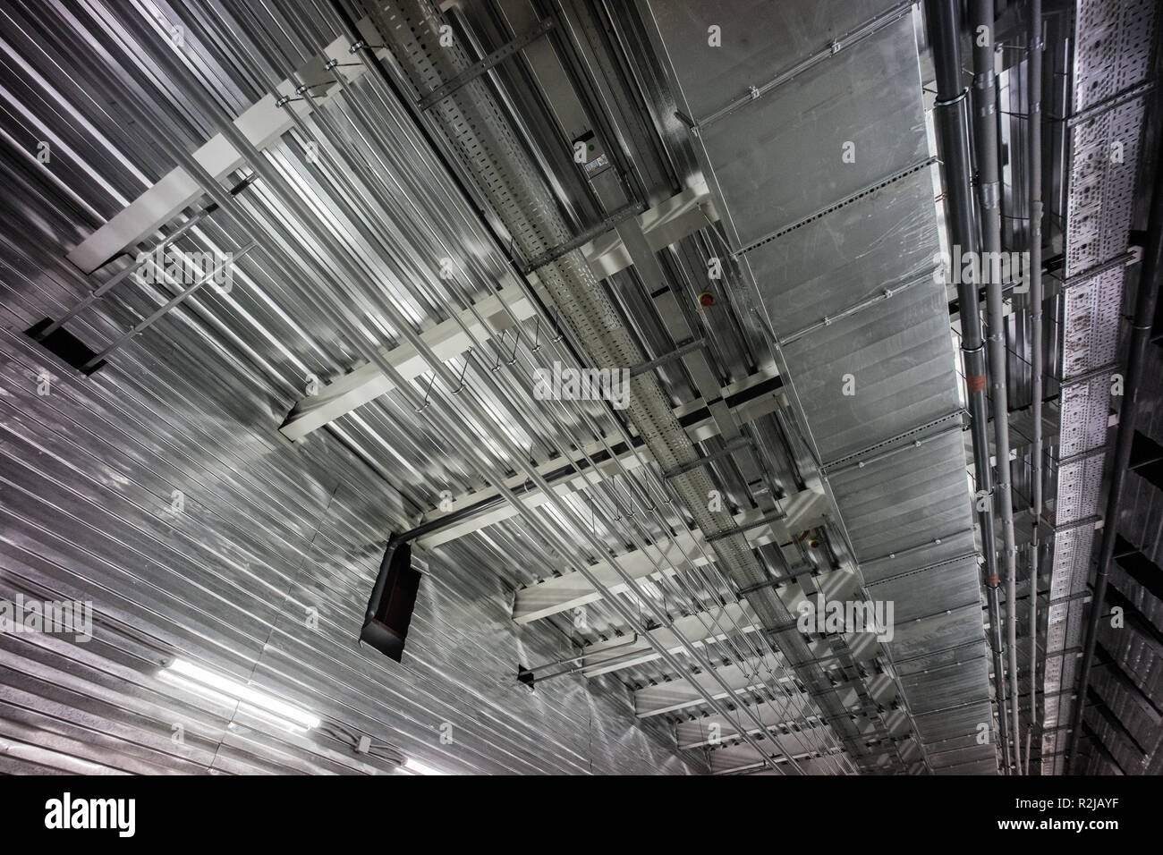 Cable concrete wall on construction hi-res stock photography and images ...