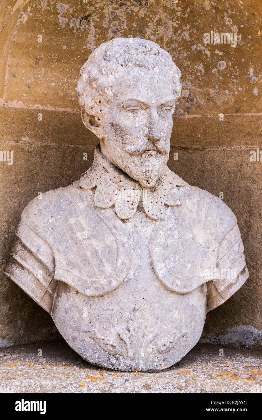 A bust of Sir Walter Raleigh in The Temple of British Worthies in Stowe House Gardens, Buckinghamshire UK Stock Photo