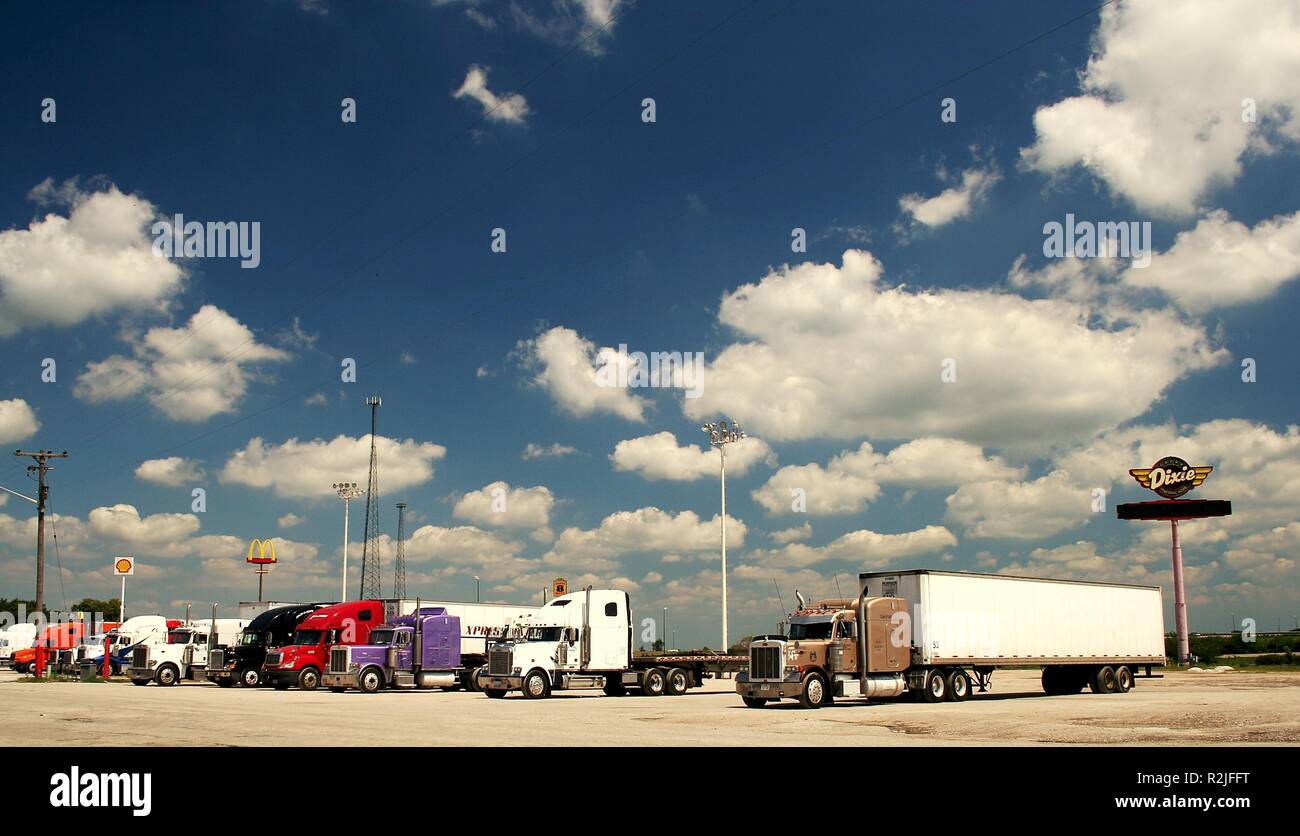Dixie truck stop hires stock photography and images Alamy