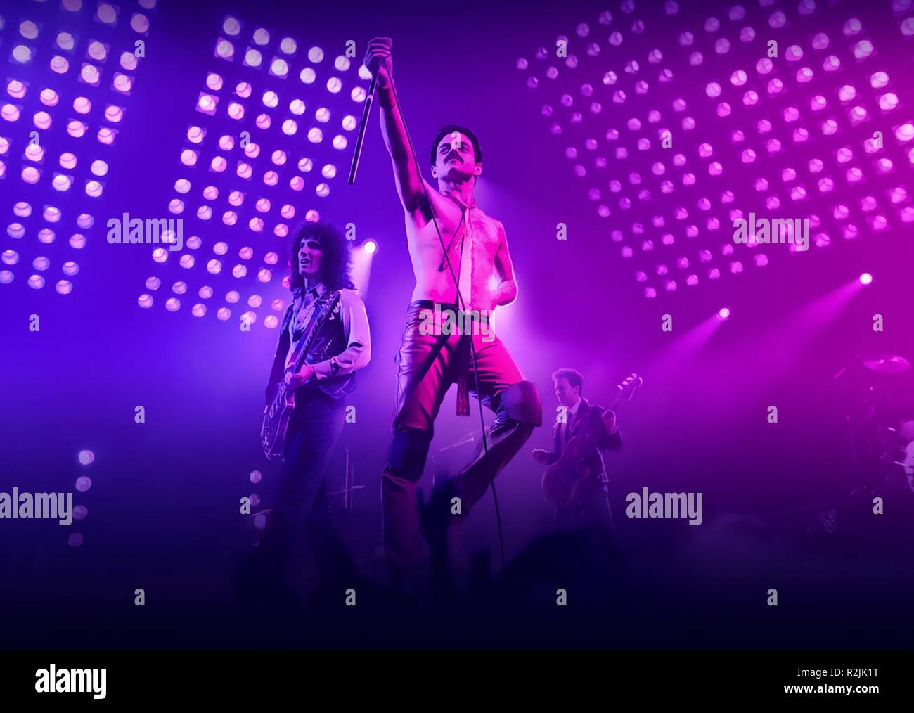 Bohemian Rhapsody Year : 2018 UK / USA Director : Bryan Singer  Rami Malek, Gwilym Lee Stock Photo