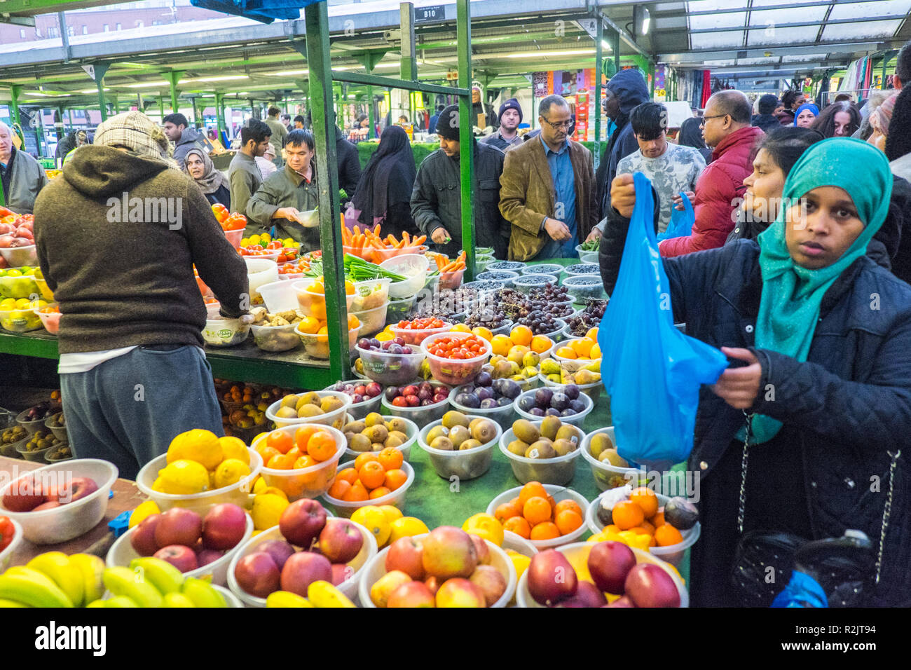 Fruit and veg section hires stock photography and images Alamy