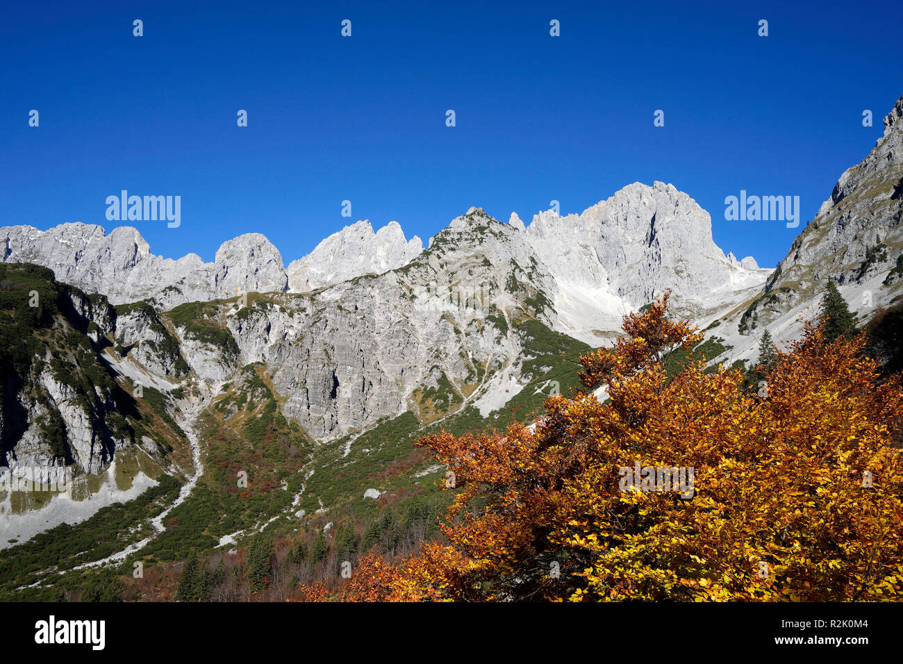 Austria, Tyrol, Wilder Kaiser, Treffauer, Ellmauer Halt, Karlspitze, Ellmauer Tor, landscape Stock Photo