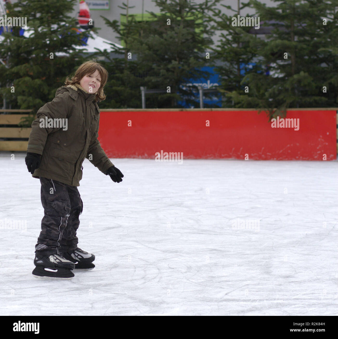 Boy runs skating hires stock photography and images Alamy