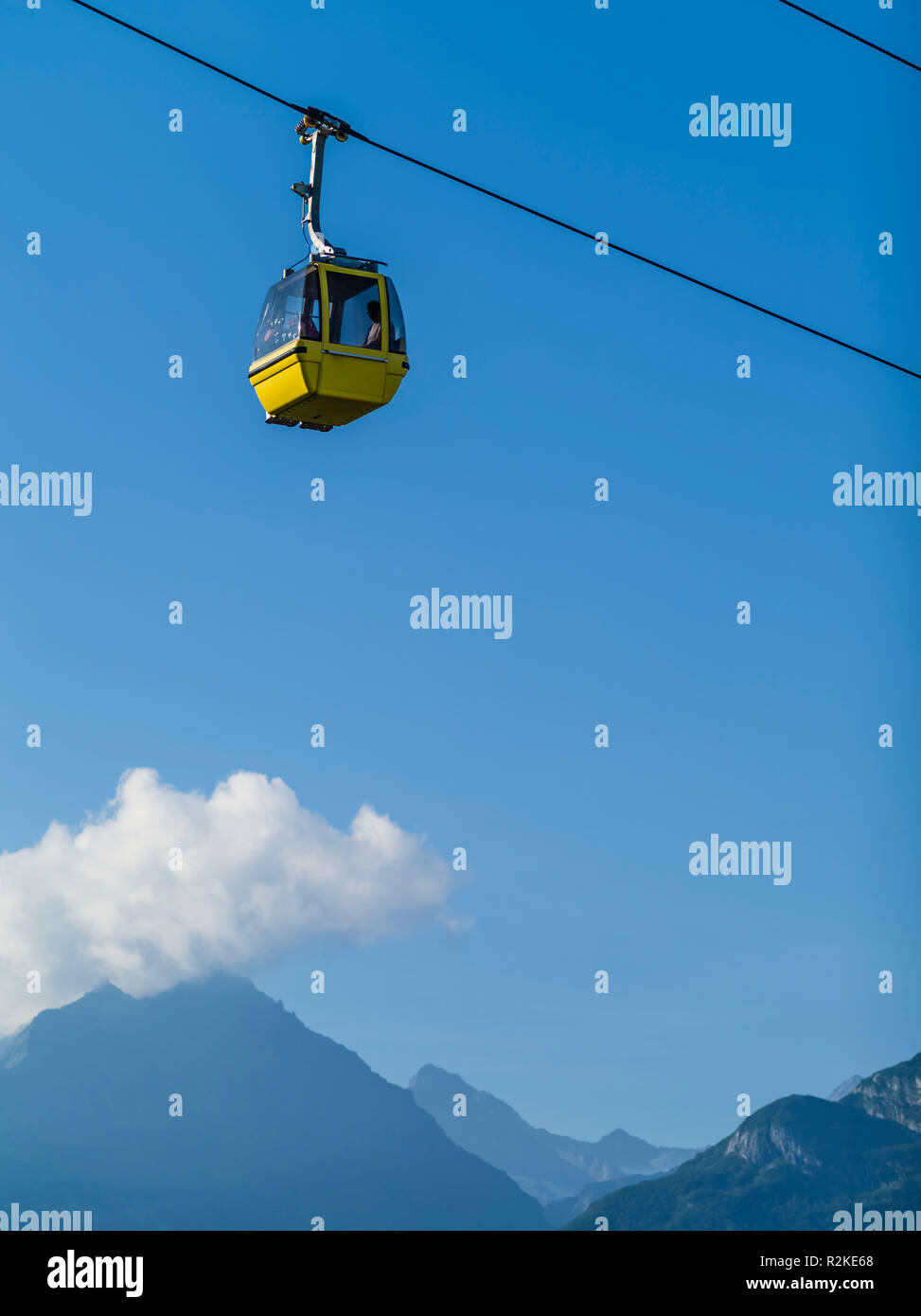 Gondola lift hi-res stock photography and images - Alamy