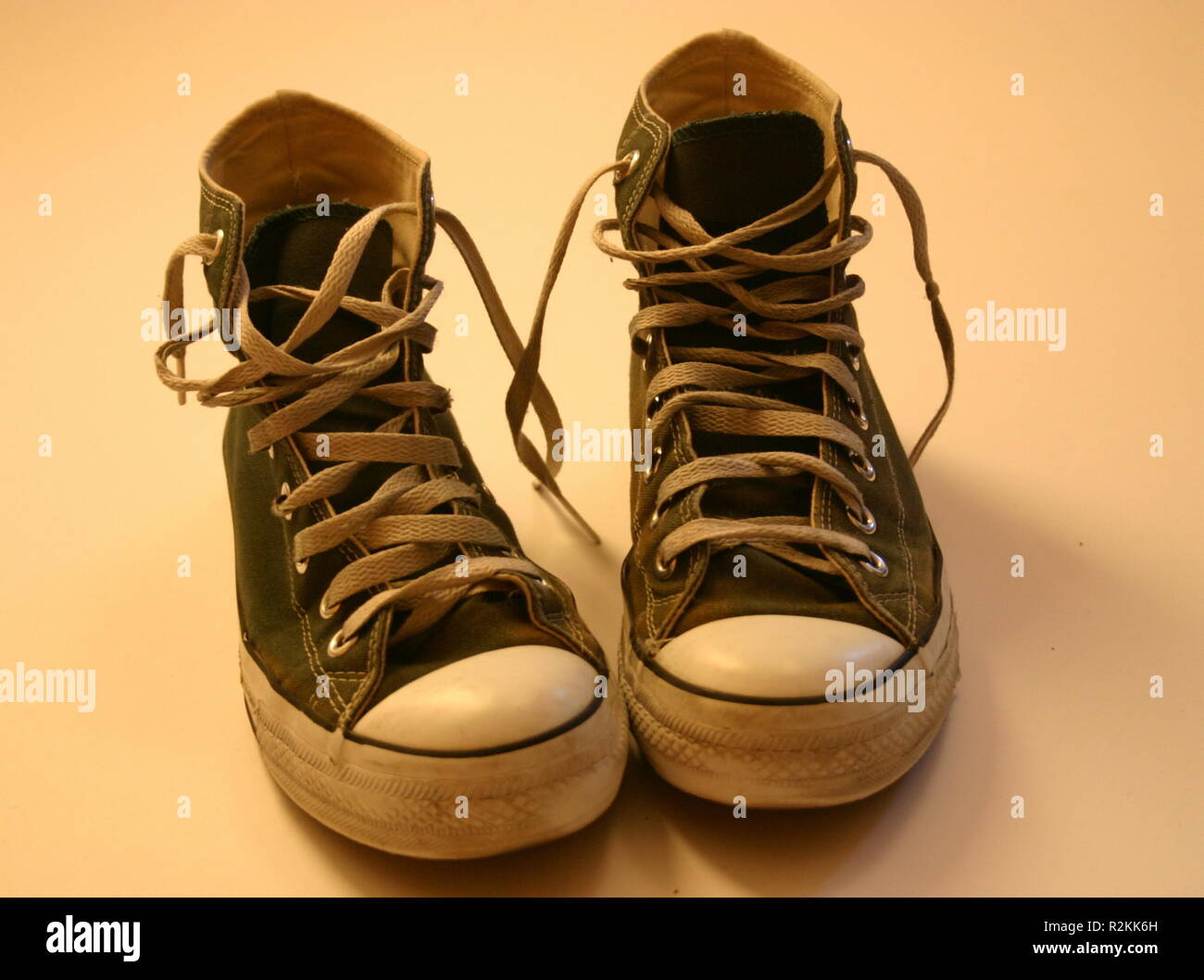 Basketball schuh hi-res stock photography and images - Alamy