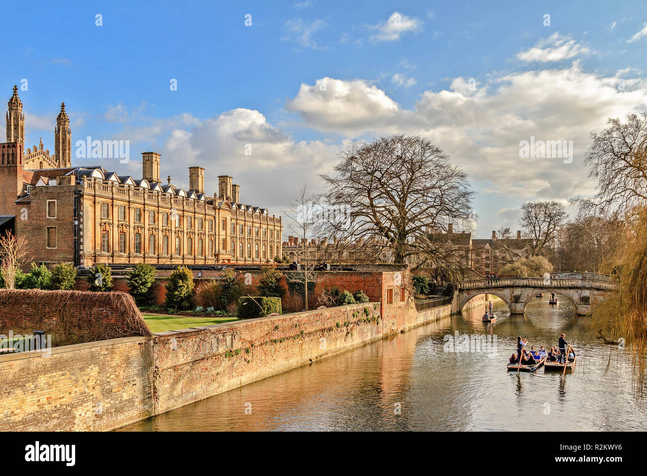 Cambridge Kings College Buildings At The Backs Stock Photo - Alamy