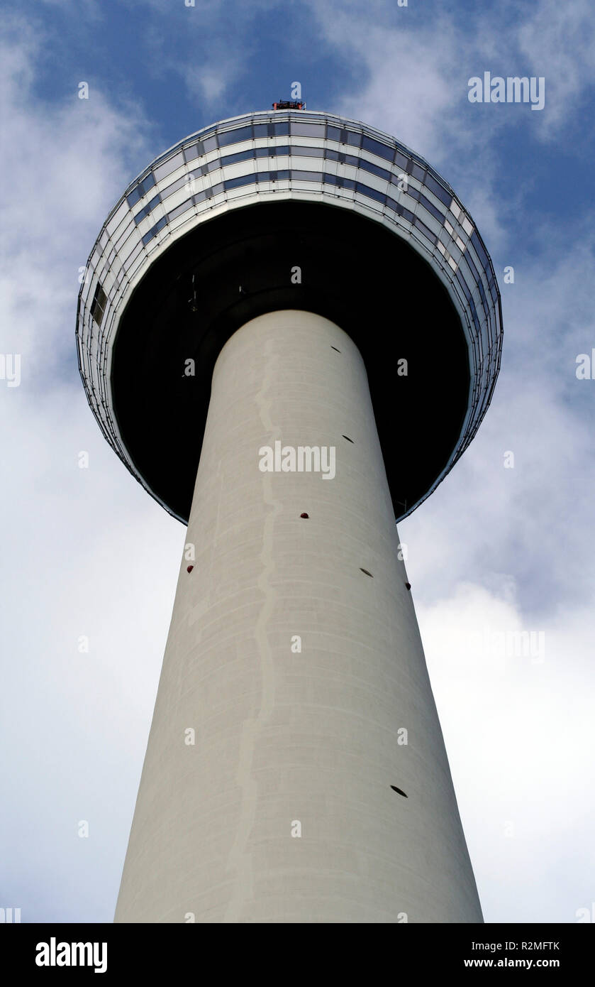 Swr fernsehturm stuttgart hi-res stock photography and images - Alamy