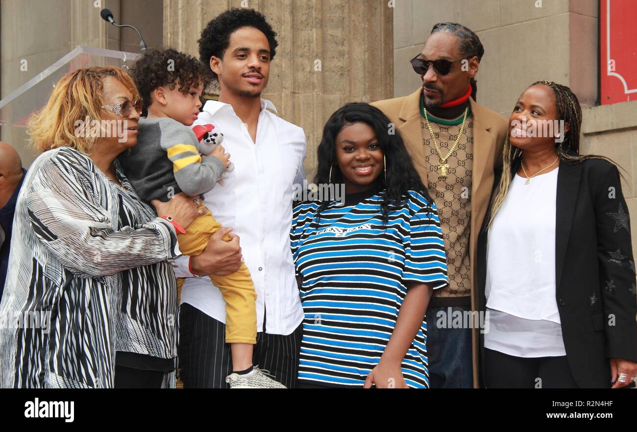 Where Does Snoop Doggs Mom Live