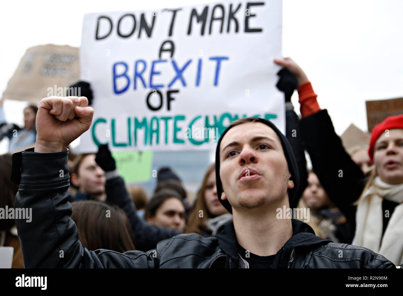 Brussels, Belgium. 20th Nov. 2018.Activists hold placards and chant slogans during a demonstration to demand immediate an action on climate change in front of European Commission headquarters.Alexandros Michailidis/Alamy Live News Stock Photo