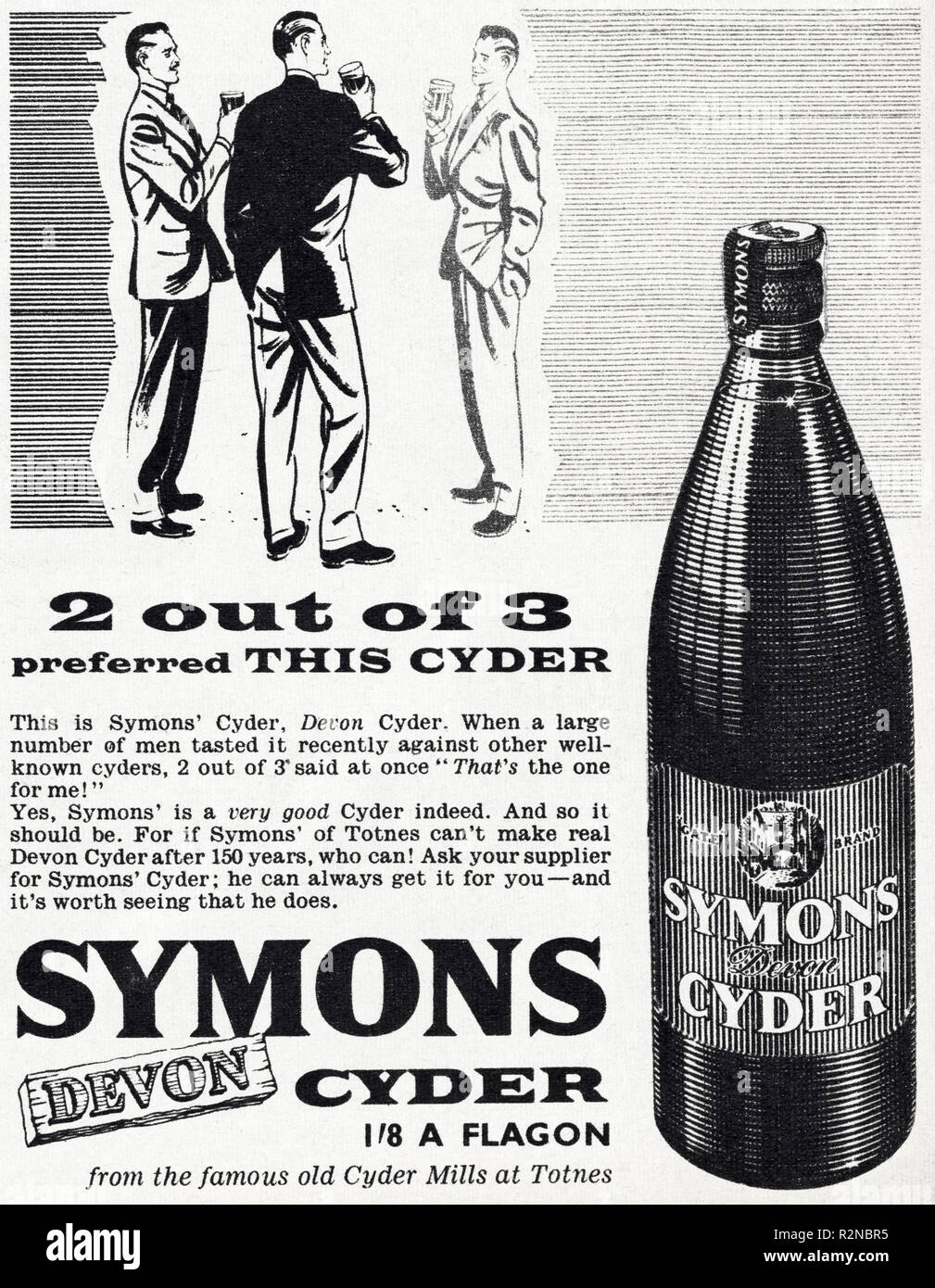 Original 1950s vintage old print advertisement from English magazine advertising Symons Devon Cyder circa 1954 Stock Photo