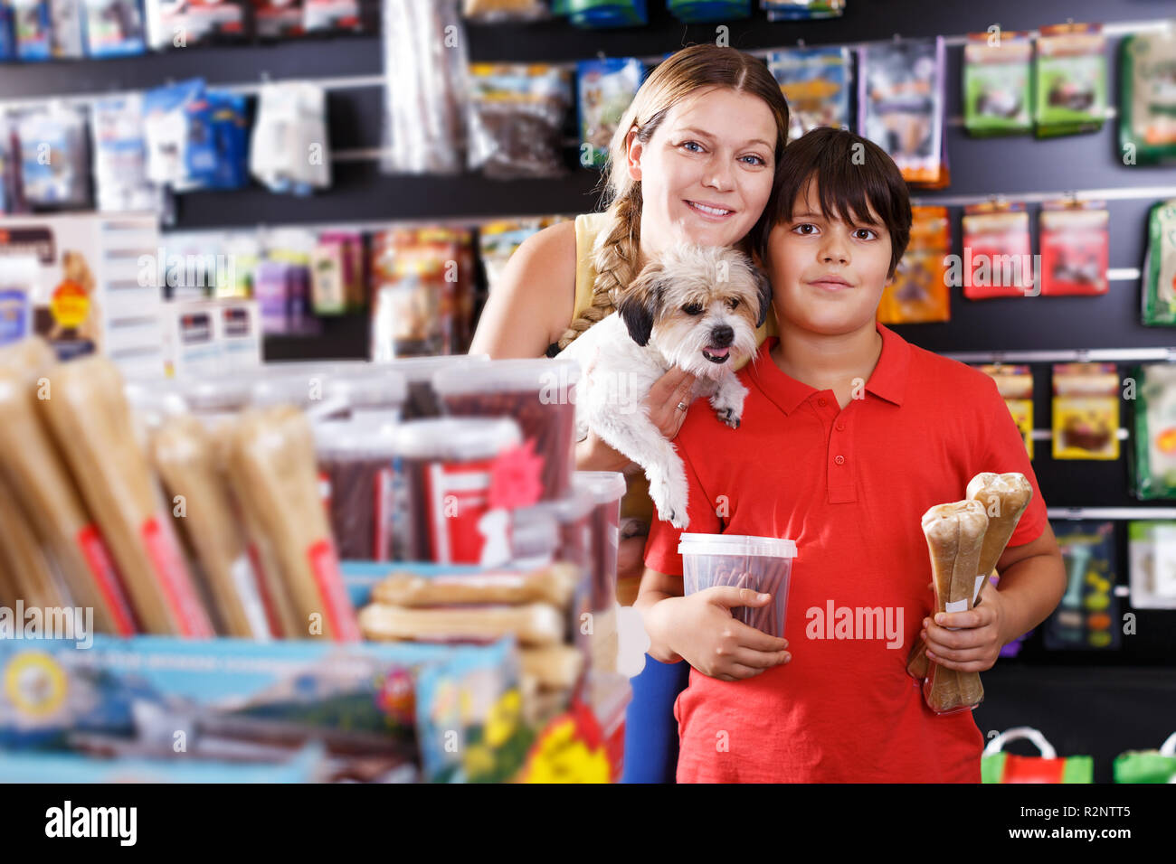 retail dog supplies