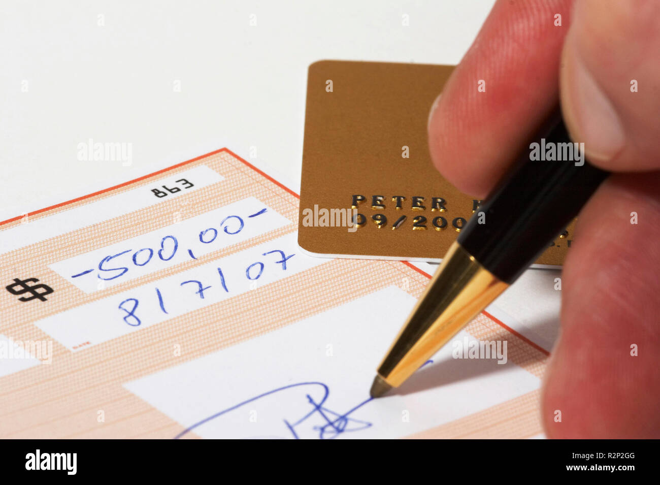 Bank check hi-res stock photography and images - Alamy