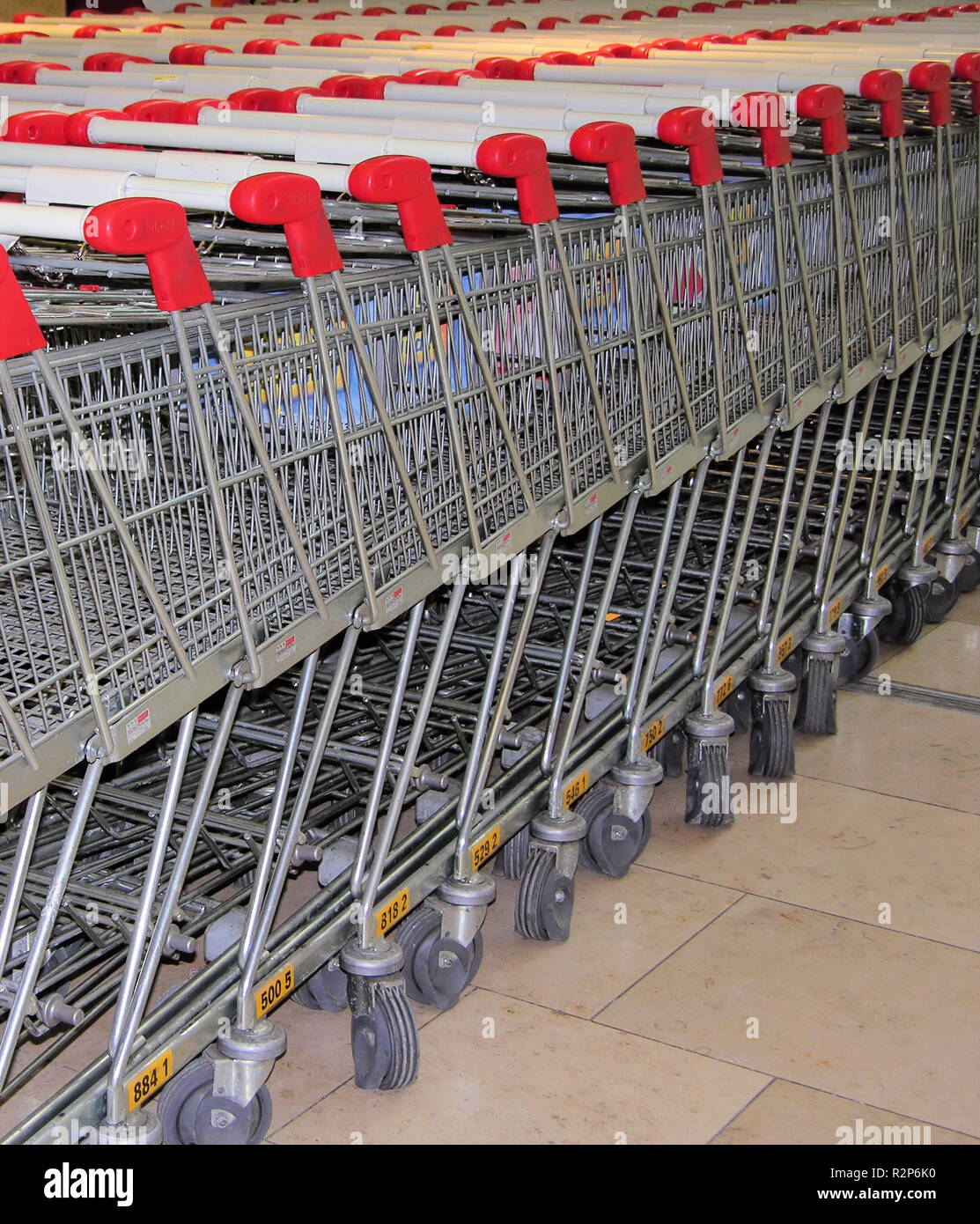 Tire trolleys hires stock photography and images Alamy