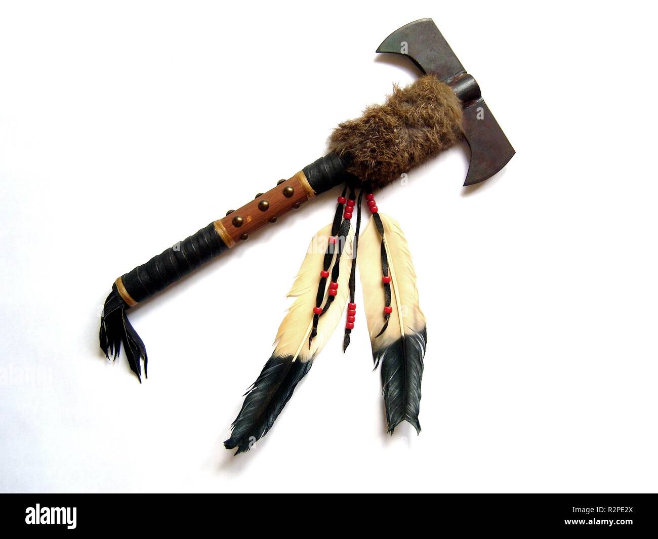 Tomahawk axe indian hi-res stock photography and images - Alamy