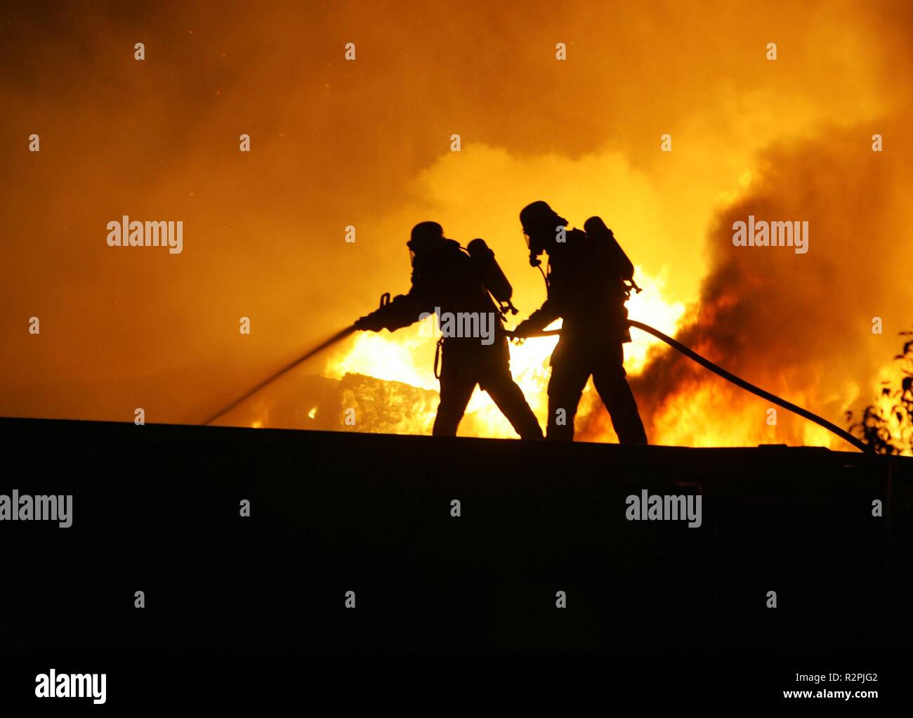 Feuerwehrm hi-res stock photography and images - Alamy