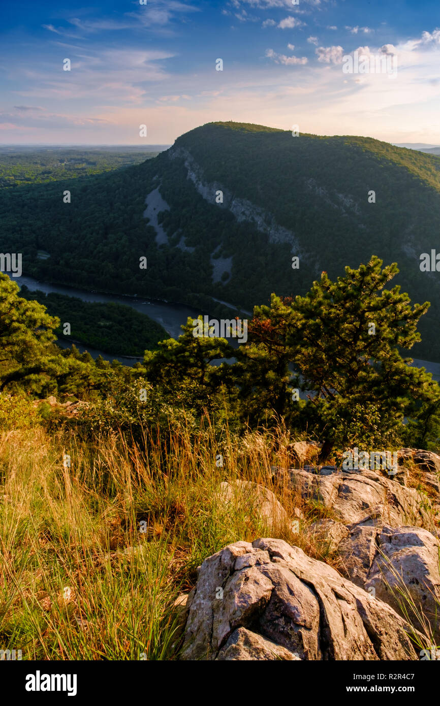 View of Mt. Minsi from the top of Mount Tammany near the Delaware Water Gap Stock Photo Alamy