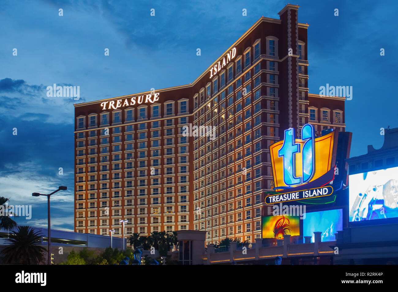 LAS VEGAS, NEVADA - May 31, 2009: Treasure Island hotel and casino in Las Vegas. This Caribbean themed resort has an hotel with 2,884 rooms. Stock Photo