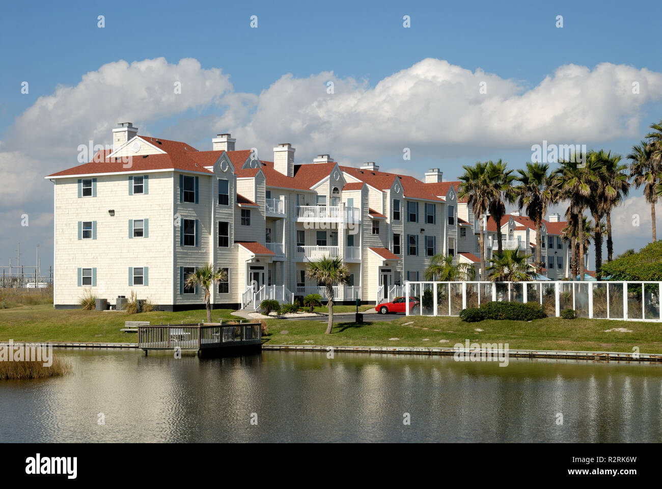 apartment house by the water Stock Photo Alamy