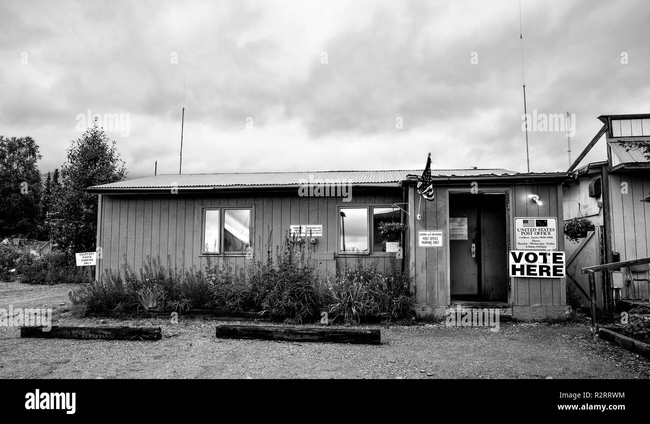 Coldfoot alaska Black and White Stock Photos & Images Alamy